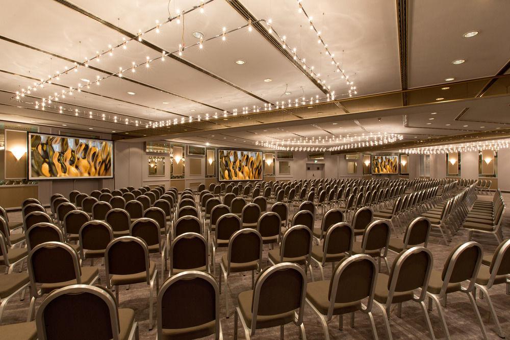 Renaissance Duesseldorf Hotel Екстер'єр фото
